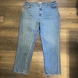 Abercrombie & Fitch 90s Straight Ultra High Rise Curve Love Jeans Size 35/20R